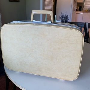 YELLOW Vintage Samsonite Suitcase